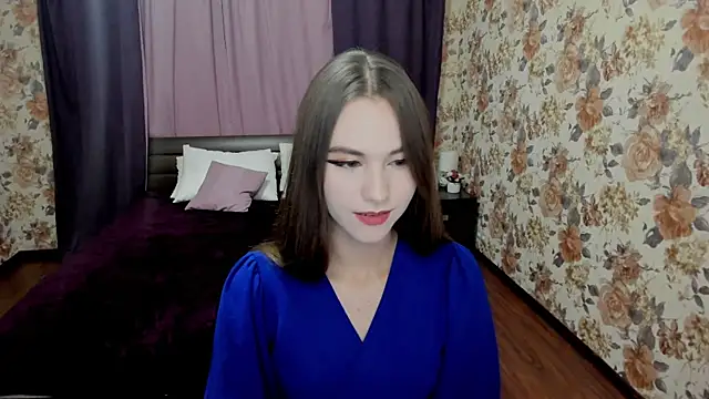 EllaCurtis online show from September 2025 05:08:02 PM