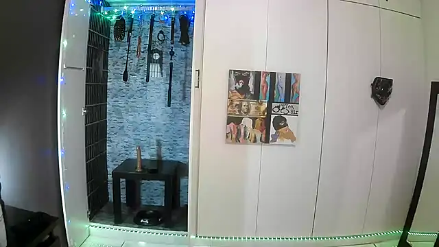 Snapshot of BaDSubMiss chatting on January 2026 04:38:02 AM BaDSubMiss online show from January 2026 04:38:02 AM