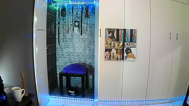 BaDSubMiss online show from October 2025 04:22:02 AM