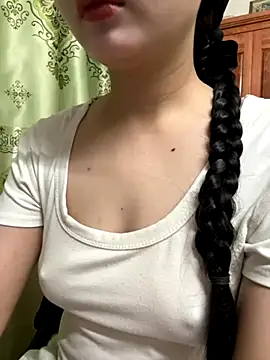 LinYi Office online show from November 2025 01:43:02 AM