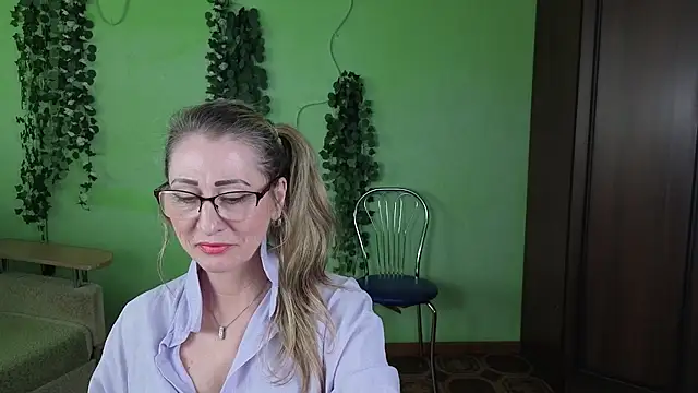 Habibi Honeyy online show from May 2026 01:51:02 PM