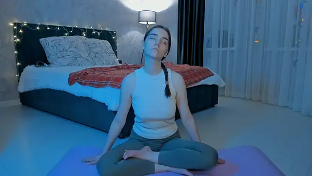 Snapshot of sweete_chantal chatting on October 2025 05:23:01 PM sweete chantal online show from October 2025 05:23:01 PM