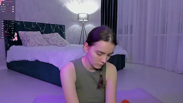 Snapshot of sweete_chantal chatting on September 2025 05:07:02 PM sweete chantal online show from September 2025 05:07:02 PM