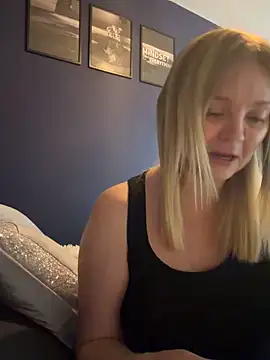 Snapshot of Star-36 chatting on February 2026 10:04:02 AM Star-36 online show from February 2026 10:04:02 AM