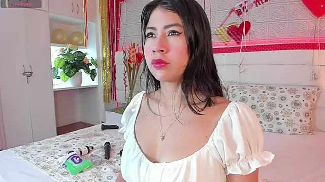 KamileBlake online show from September 2025 05:01:02 AM