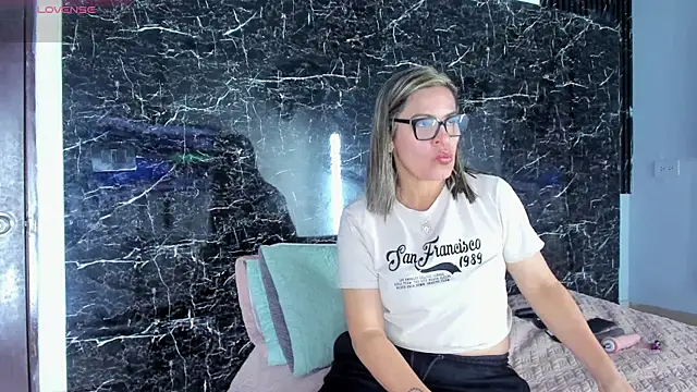 Agatha Pleasure online show from April 2026 12:20:01 PM