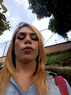 Snapshot of Daliana_Gounbolt chatting on November 2025 12:31:02 PM Daliana Gounbolt online show from November 2025 12:31:02 PM