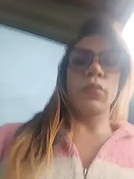 Snapshot of Daliana_Gounbolt chatting on May 2026 11:38:01 AM Daliana Gounbolt online show from May 2026 11:38:01 AM