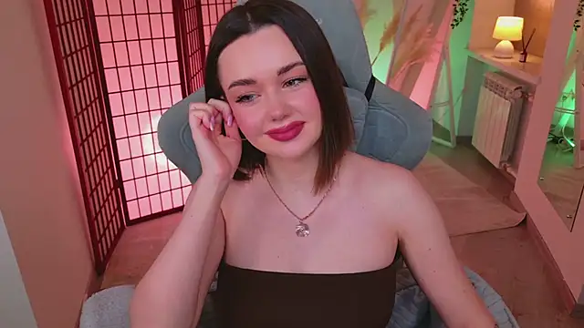 Snapshot of AvaFlower chatting on January 2026 02:13:01 PM AvaFlower online show from January 2026 02:13:01 PM