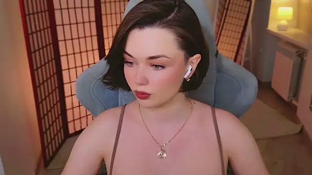 AvaFlower online show from March 2026 01:34:02 PM