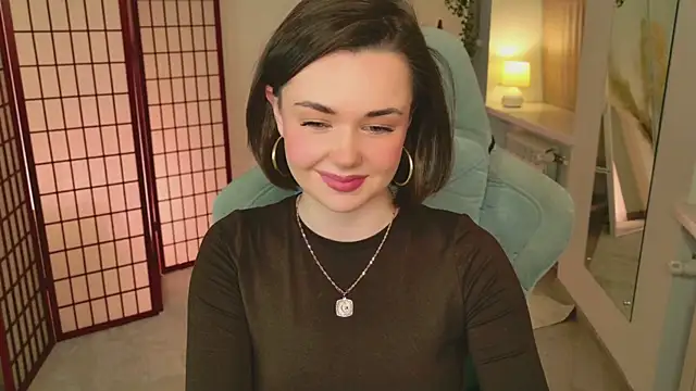 Snapshot of AvaFlower chatting on November 2025 02:28:02 PM AvaFlower online show from November 2025 02:28:02 PM