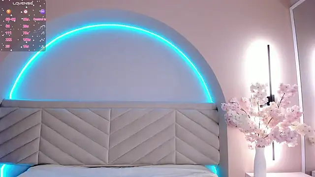 Bella Williiams online show from April 2026 12:12:02 PM