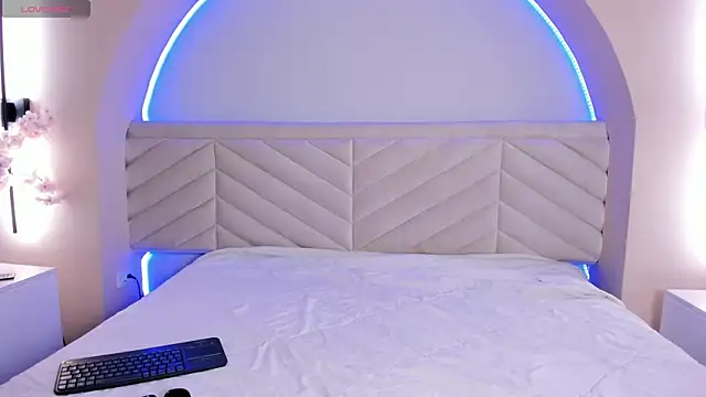 Bella Williiams online show from March 2026 12:07:02 PM