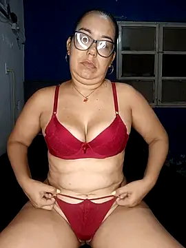 Snapshot of MilfTentasion chatting on September 2025 02:02:01 PM MilfTentasion online show from September 2025 02:02:01 PM