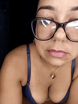 MilfTentasion online show from November 2025 12:55:01 AM