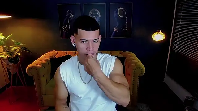 ethan rodgers online show from October 2025 08:32:01 PM