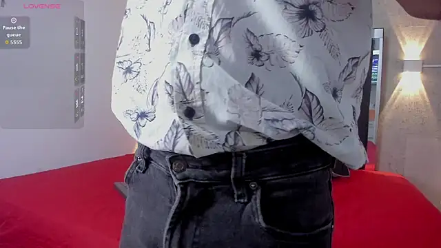 mateonick40 online show from November 2025 03:49:02 PM