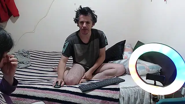 jade noah  online show from October 2025 11:45:02 AM