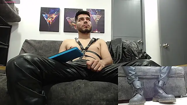 mackdaniels online show from December 2025 09:49:01 PM