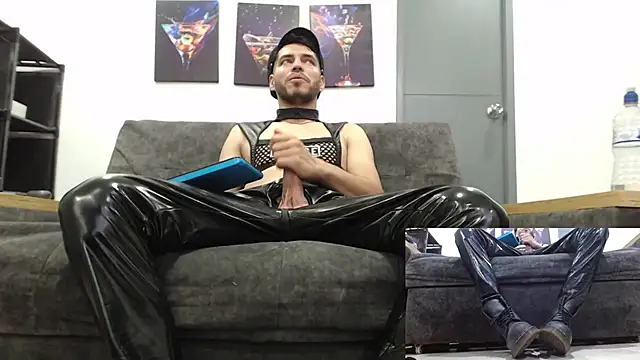 mackdaniels online show from October 2025 10:42:01 PM