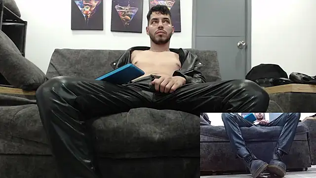 mackdaniels online show from October 2025 08:28:02 PM