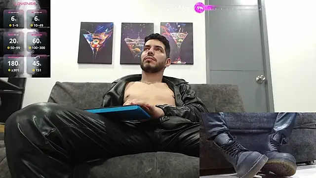 mackdaniels online show from November 2025 09:37:01 PM