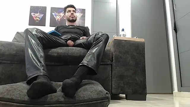 mackdaniels online show from April 2026 08:04:02 PM