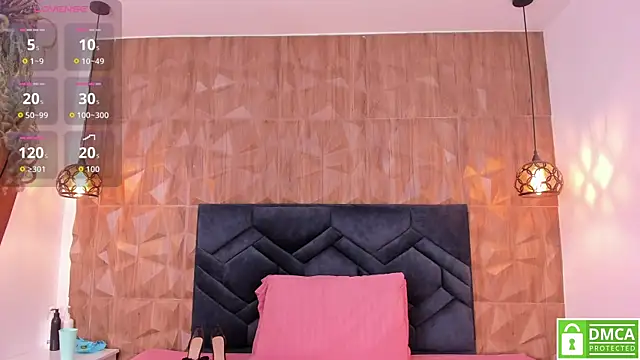 Snapshot of Gia_Scott chatting on December 2025 08:21:01 PM Gia Scott online show from December 2025 08:21:01 PM