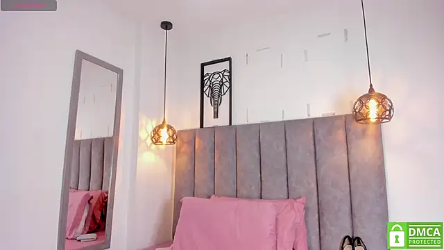 Gia Scott online show from September 2025 11:27:01 AM