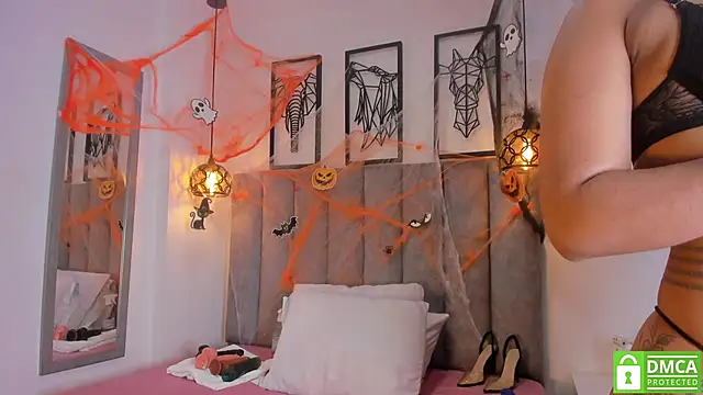 Snapshot of Gia_Scott chatting on October 2025 09:13:02 PM Gia Scott online show from October 2025 09:13:02 PM