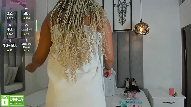 Snapshot of Gia_Scott chatting on November 2025 08:20:01 PM Gia Scott online show from November 2025 08:20:01 PM