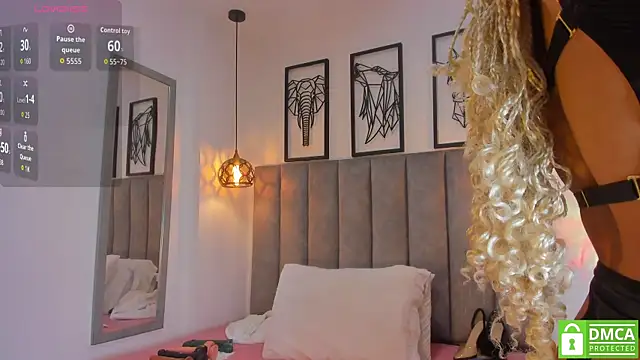 Snapshot of Gia_Scott chatting on November 2025 08:34:02 PM Gia Scott online show from November 2025 08:34:02 PM