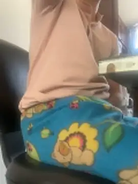 franciscommx online show from November 2025 05:57:01 PM