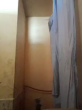 Ortiz3404 online show from November 2025 04:33:02 PM