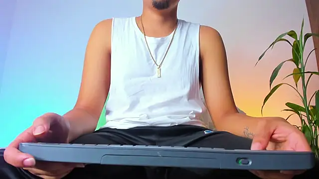 asmodeo 33 online show from November 2025 07:58:02 AM