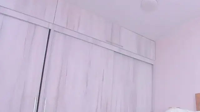 megan rous  online show from November 2025 03:40:02 AM