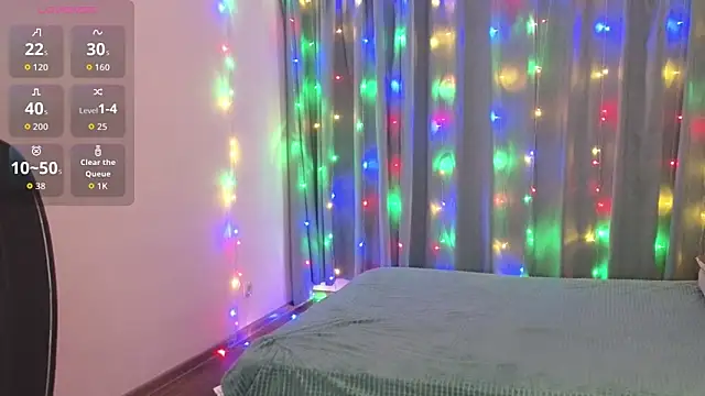 Laura Gol online show from November 2025 09:26:01 PM