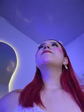 Mia Juicyberry online show from March 2026 07:08:01 PM