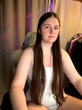 Snapshot of Cuty_Kitty chatting on December 2025 10:55:01 PM Cuty Kitty online show from December 2025 10:55:01 PM