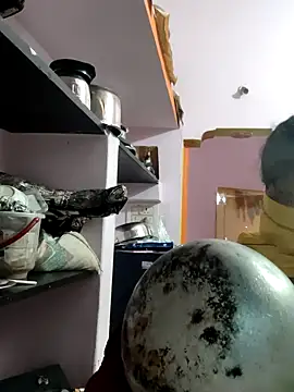 kavinila143 online show from September 2025 12:49:02 AM