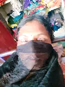 kavinila143 online show from September 2025 06:14:02 AM