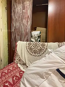 Snapshot of FetishIris chatting on March 2026 04:19:02 PM FetishIris online show from March 2026 04:19:02 PM