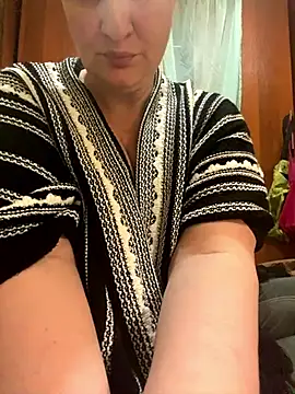 Snapshot of FetishIris chatting on October 2025 03:05:02 PM FetishIris online show from October 2025 03:05:02 PM