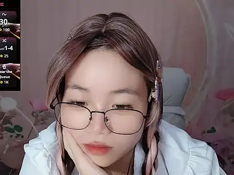 Snapshot of Lele-Baby chatting on September 2025 01:17:01 AM Lele-Baby online show from September 2025 01:17:01 AM