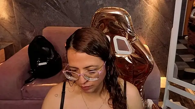  Evoni b online show from November 2025 07:51:01 PM