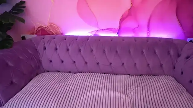 Snapshot of IvyLaurent chatting on November 2025 06:45:02 AM IvyLaurent online show from November 2025 06:45:02 AM