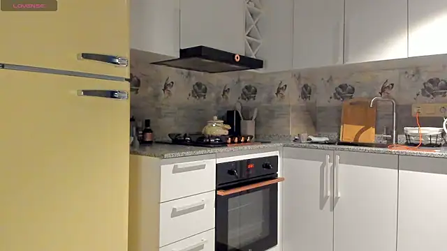 zabaava online show from April 2026 07:58:02 PM