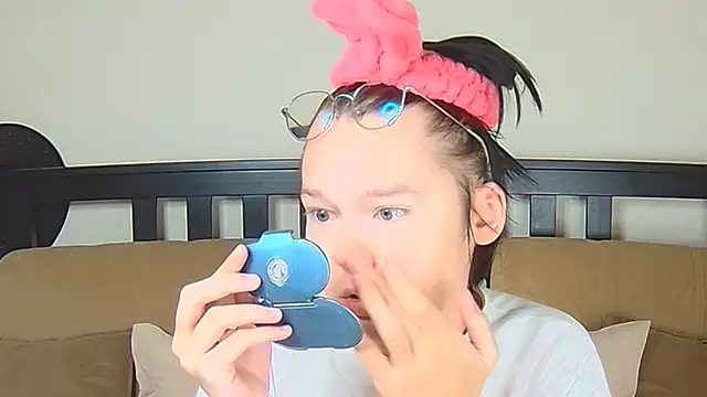 Derek Carter online show from December 2025 02:15:02 PM