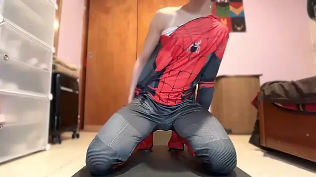 DylanNewell online show from October 2025 04:34:01 AM