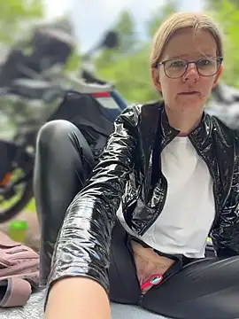 Bikergirl 97 online show from June 2026 10:38:01 AM